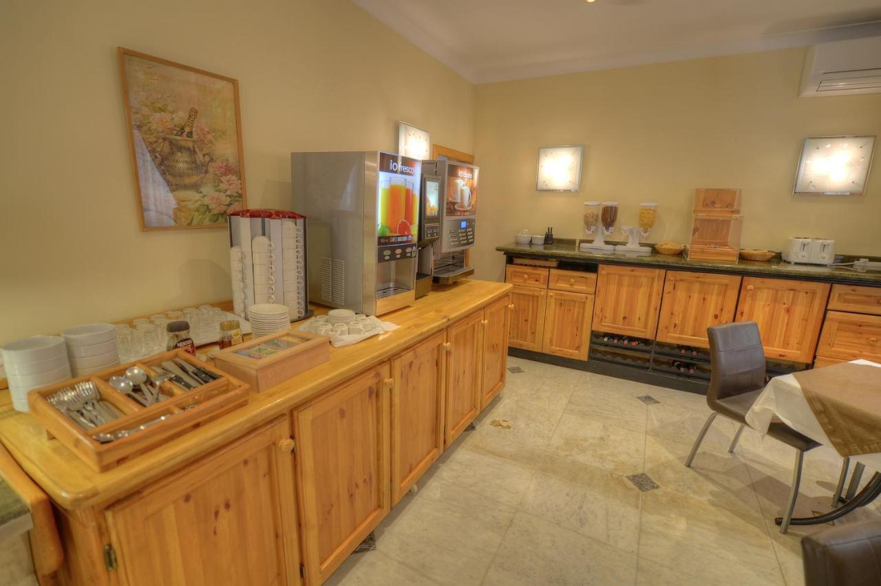 Hotel Allegro Saint Julian's