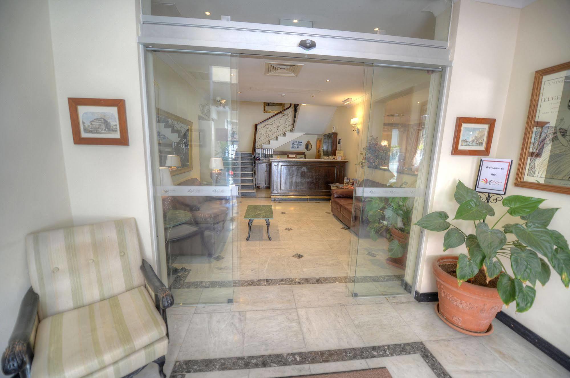 Hotel Allegro 3*